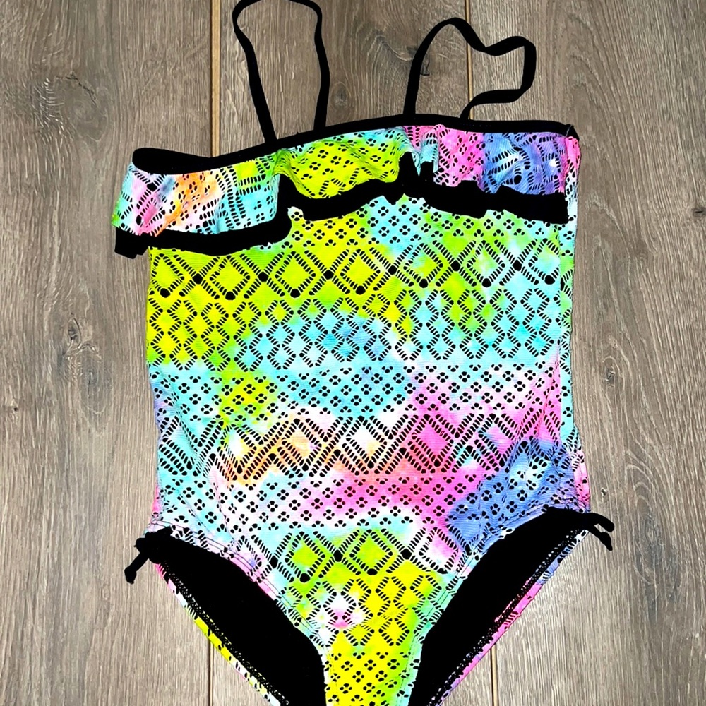 Bathing suit